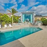 فيلة Miami *